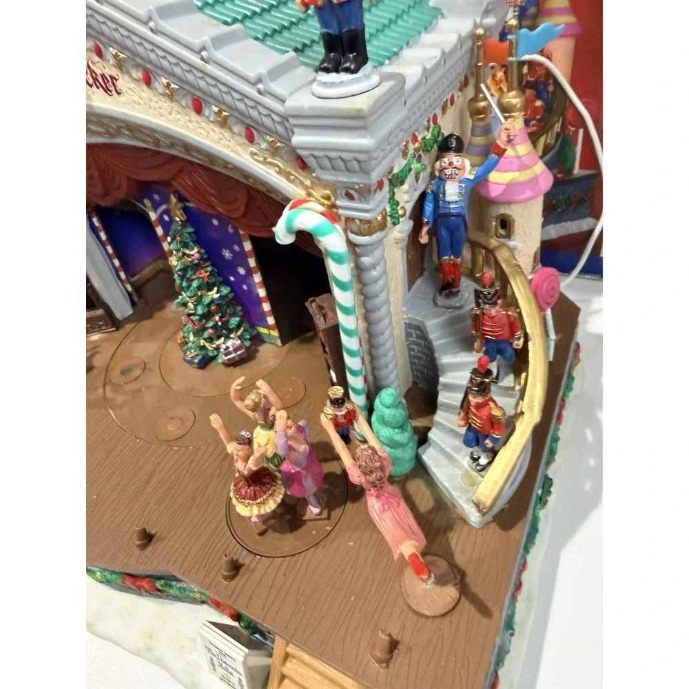 Lemax Nutcracker Suite Music Lighted Animated Christmas Village‎ READ!!